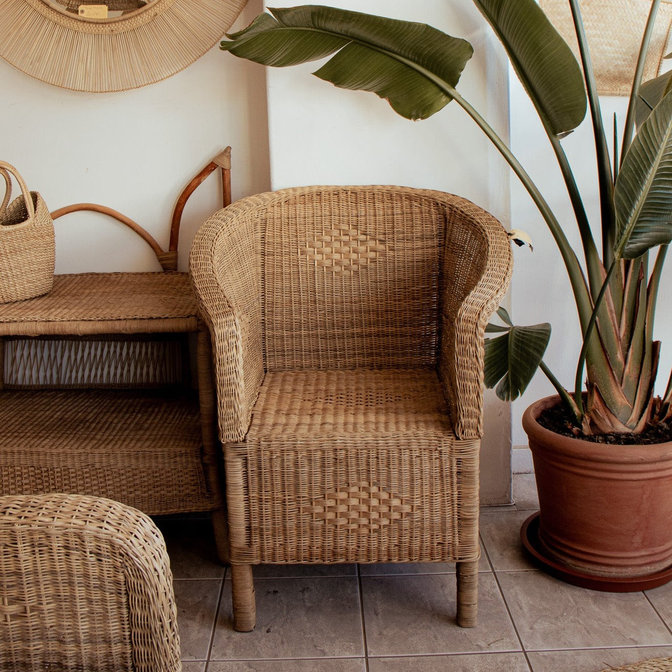 Circle Back Chair