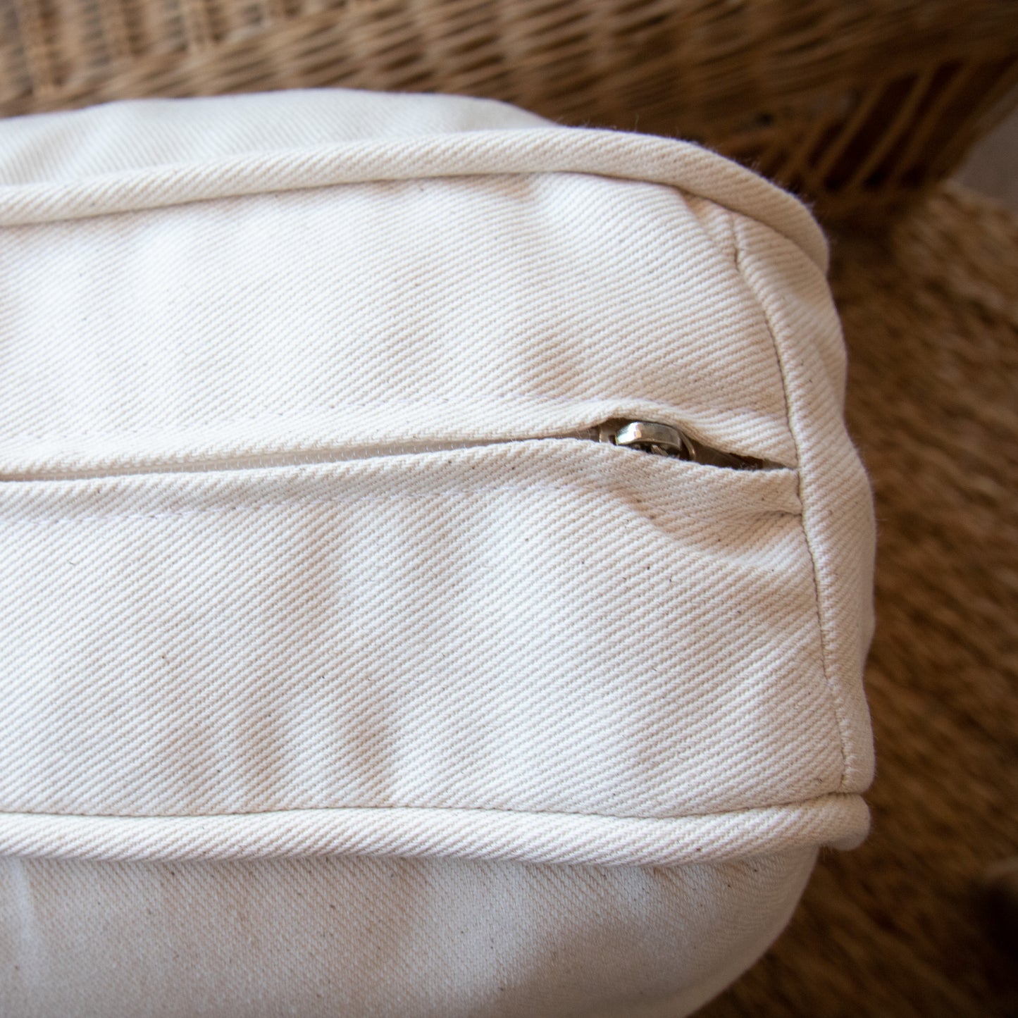 Superior Cushion Traditional 1-Seater