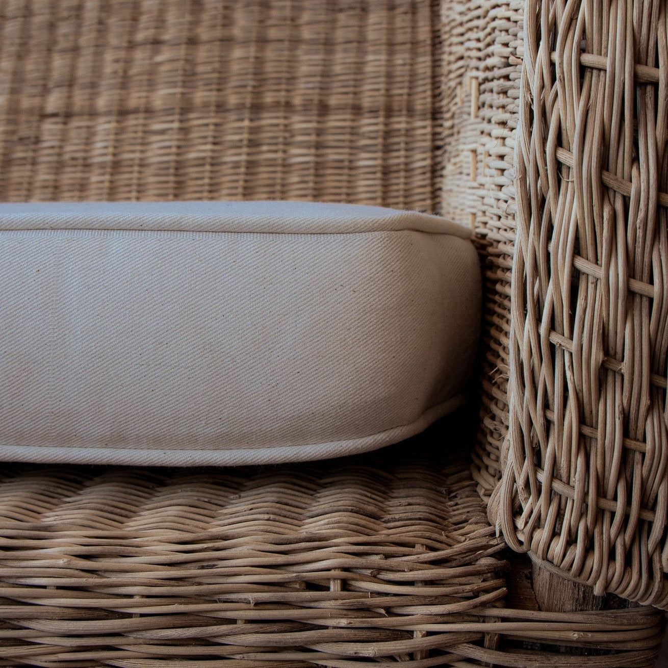 Foam Cushion Traditional 2-Seater