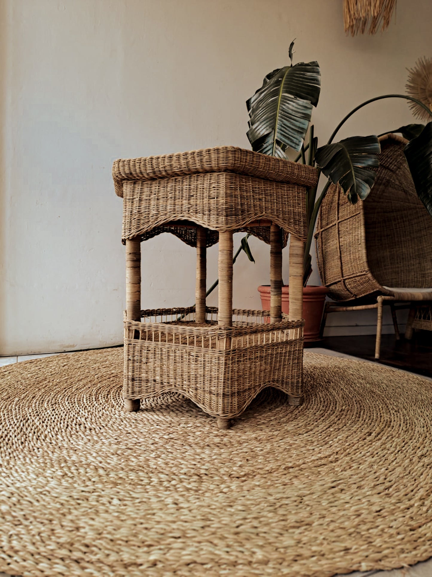 Hexagon Table