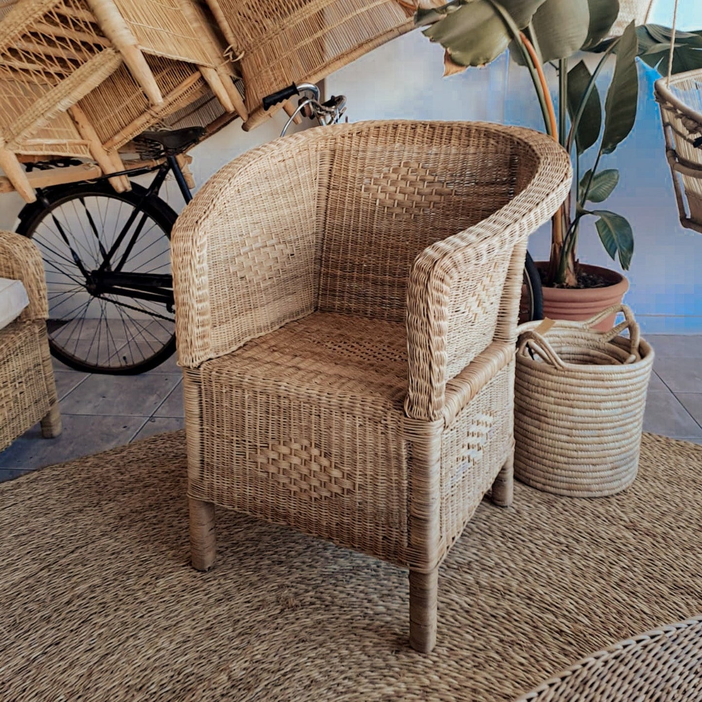 Circle Back Chair
