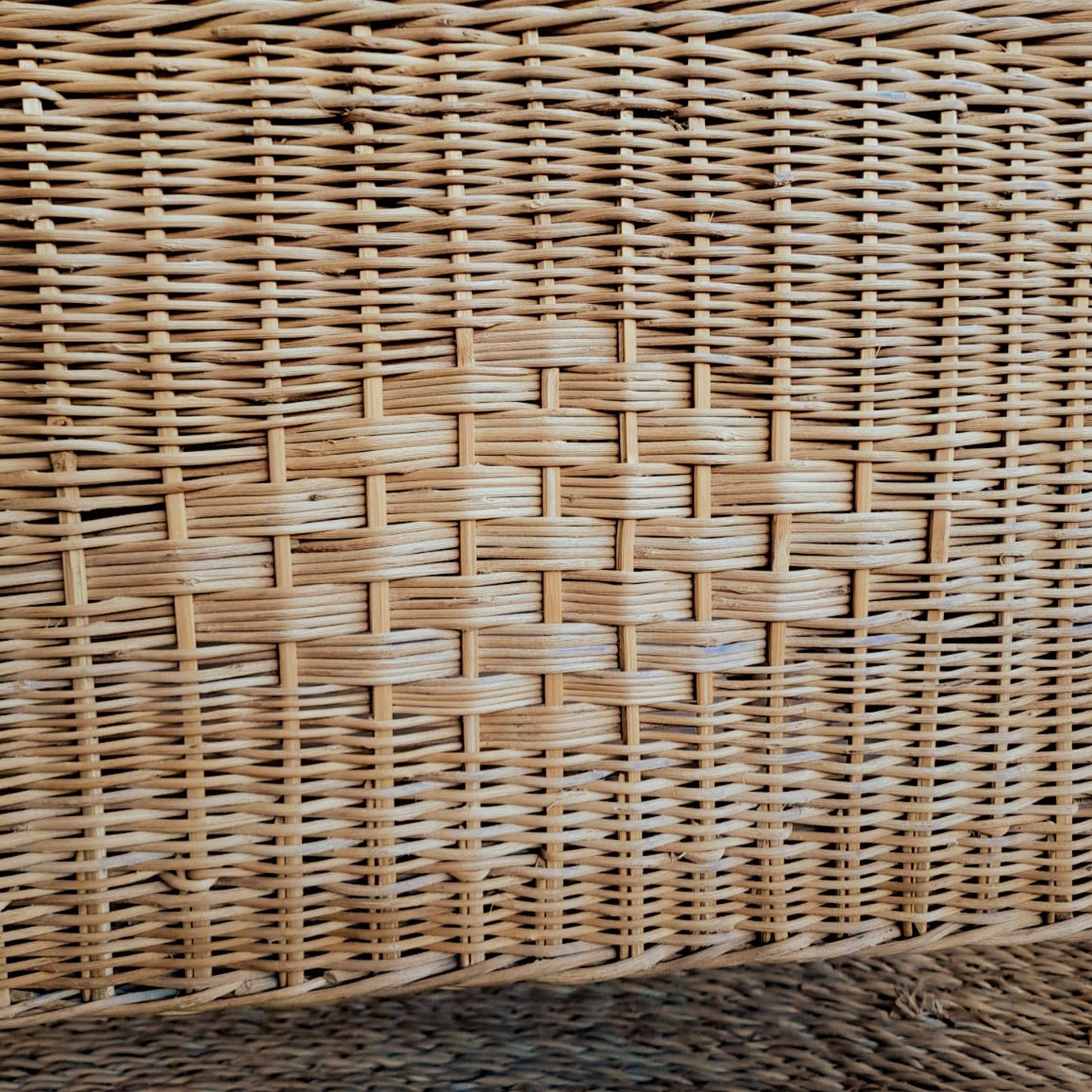 Circle Back Chair