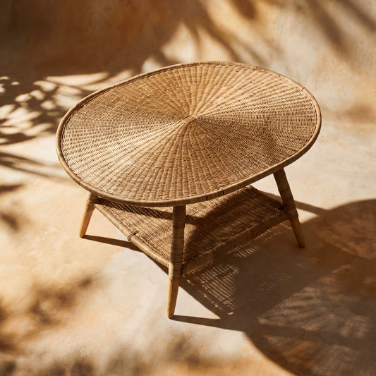 Traditional Large Round Coffee Table