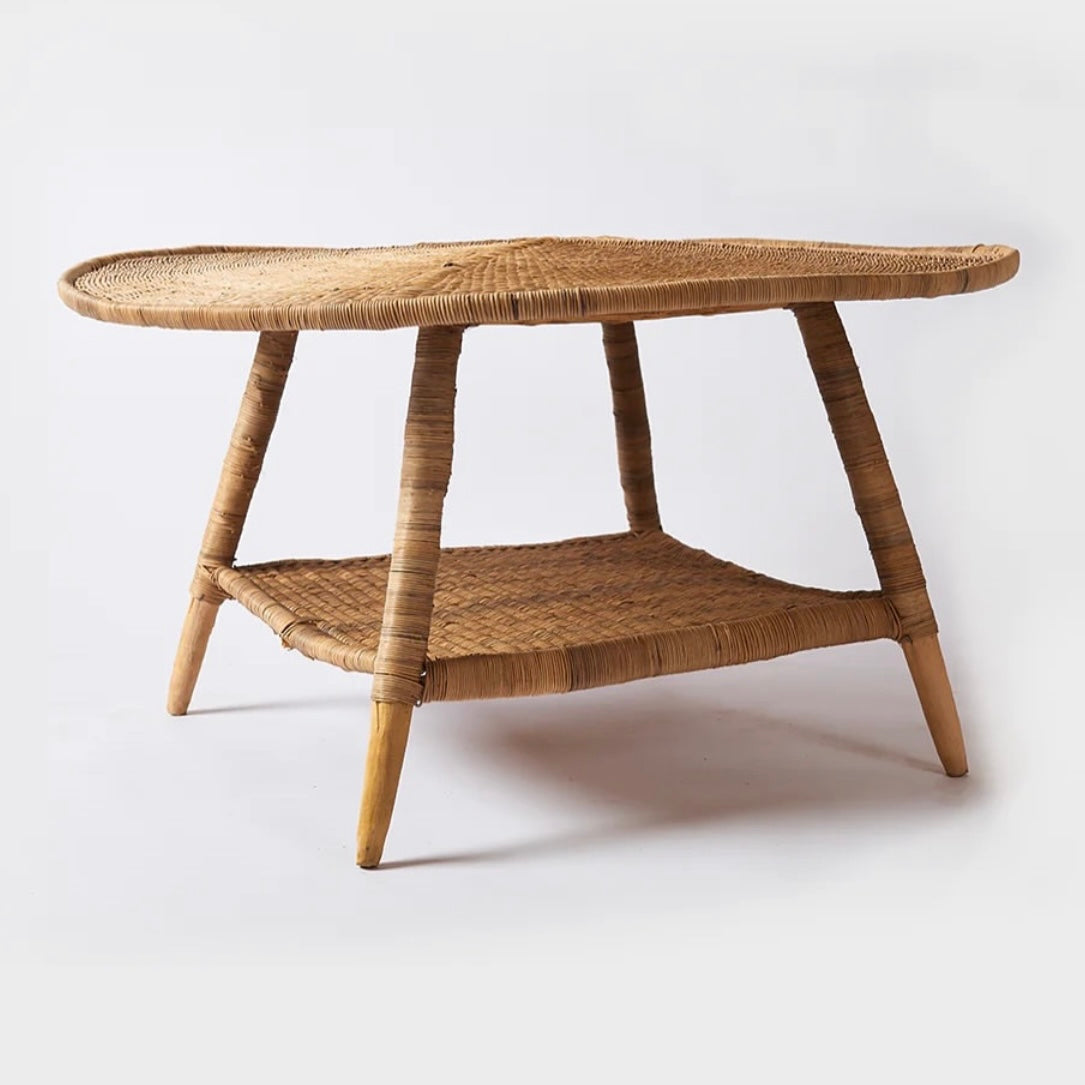 Traditional Large Round Coffee Table