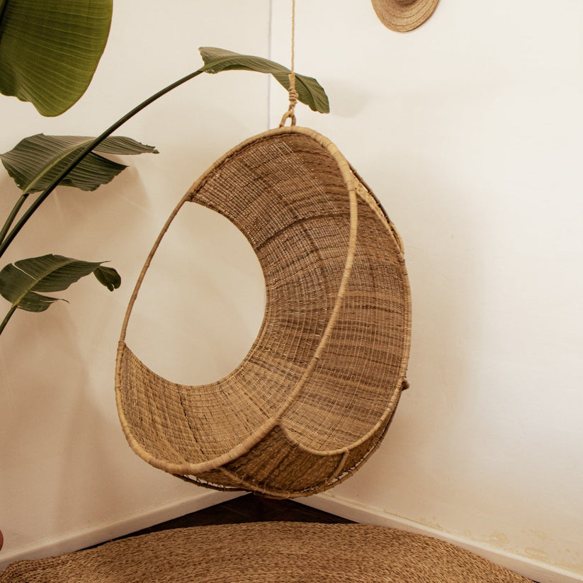 Small Hanging Pod